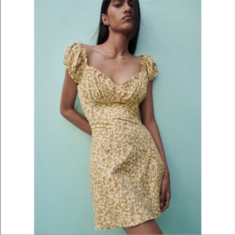 Zara printed yellow mini dress size XS